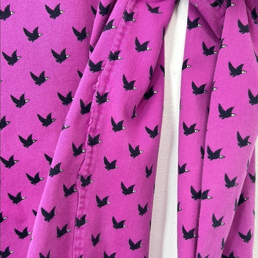 T. Express Long Sleeve Button Up Shirt Men's Medium Birds Pink Valentine's Day - Picture 8 of 8
